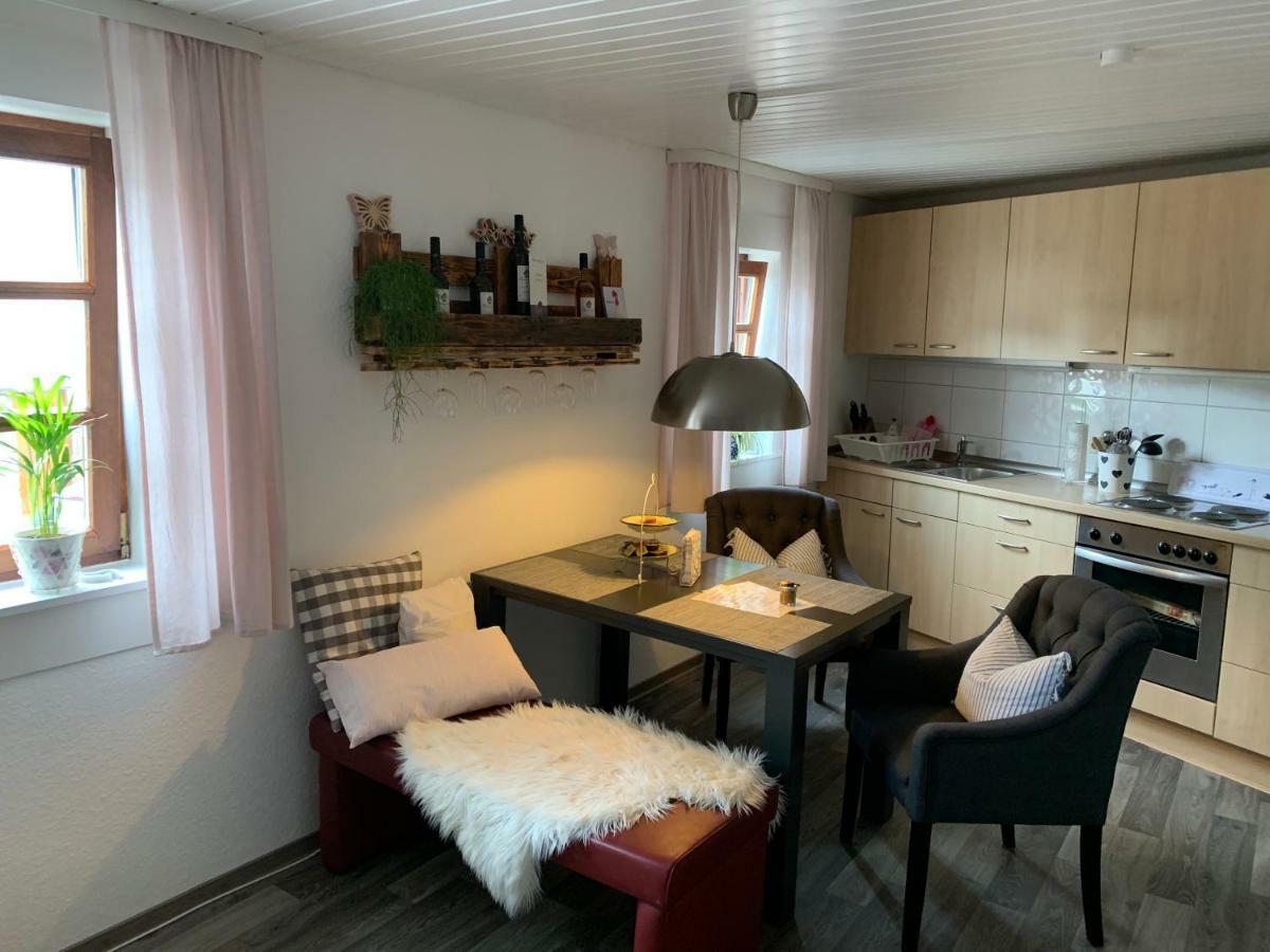 Ferienwohnung Sambachhaus グライスツェレン・グライスホルバッハ エクステリア 写真